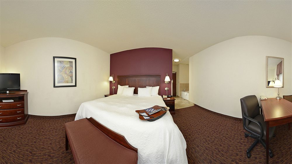 Hampton Inn&Suites Muncie Exterior foto
